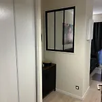 Cosy Renove Climatise Avec Piscine Proche De Toutes Commodites Apartamento *
