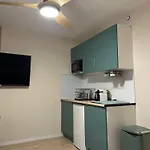Cosy Renove Climatise Avec Piscine Proche De Toutes Commodites Apartamento *