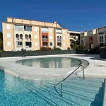 Cosy Renove Climatise Avec Piscine Proche De Toutes Commodites
