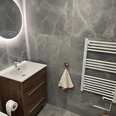 Lägenhet Cosy Renove Climatise Avec Piscine Proche De Toutes Commodites Fréjus